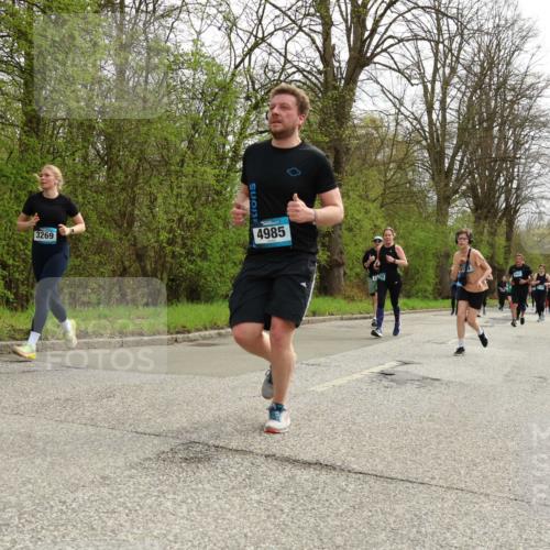 12.04.2026 - 45. Internationalen Wilhelmsburger Insellauf Yannick Fuchs http://msf.ph/oto/9506178 12.04.2026 12:59:47 Laufen 3269, 4985 meine-sportfotos.de