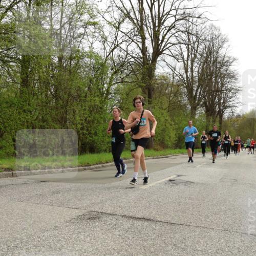 12.04.2026 - 45. Internationalen Wilhelmsburger Insellauf Yannick Fuchs http://msf.ph/oto/9506186 12.04.2026 12:59:48 Laufen 03 meine-sportfotos.de