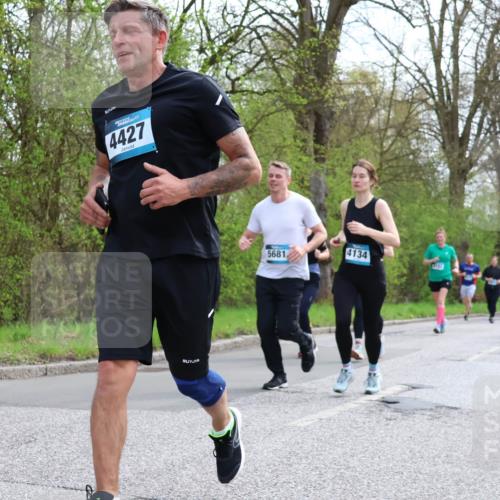 12.04.2026 - 45. Internationalen Wilhelmsburger Insellauf Yannick Fuchs http://msf.ph/oto/9506205 12.04.2026 12:59:52 Laufen 4427, 5681, 4134 meine-sportfotos.de