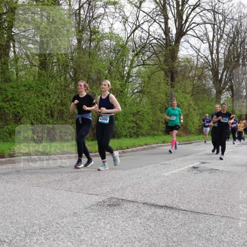 12.04.2026 - 45. Internationalen Wilhelmsburger Insellauf Yannick Fuchs http://msf.ph/oto/9506214 12.04.2026 12:59:55 Laufen 4193, 2084, 4300, 2923 meine-sportfotos.de