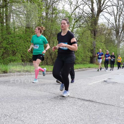12.04.2026 - 45. Internationalen Wilhelmsburger Insellauf Yannick Fuchs http://msf.ph/oto/9506224 12.04.2026 12:59:57 Laufen 4193, 2827, 2, 2260, 3654 meine-sportfotos.de