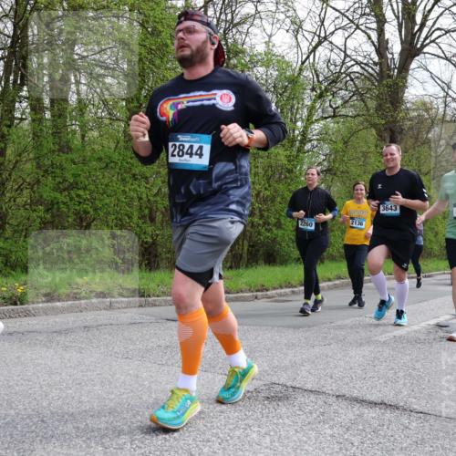 12.04.2026 - 45. Internationalen Wilhelmsburger Insellauf Yannick Fuchs http://msf.ph/oto/9506242 12.04.2026 13:00:01 Laufen 2825, 2844, 3643, 3654, 2136, 2260, 3733 meine-sportfotos.de