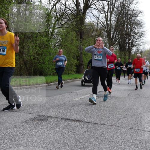 12.04.2026 - 45. Internationalen Wilhelmsburger Insellauf Yannick Fuchs http://msf.ph/oto/9506254 12.04.2026 13:00:03 Laufen 2136, 3791, 3733, 3441, 2519, 3932, 5631 meine-sportfotos.de