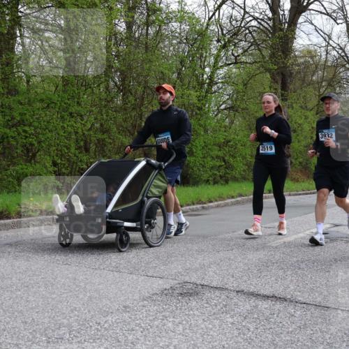 12.04.2026 - 45. Internationalen Wilhelmsburger Insellauf Yannick Fuchs http://msf.ph/oto/9506268 12.04.2026 13:00:06 Laufen 2519, 3932, 5631 meine-sportfotos.de