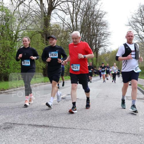 12.04.2026 - 45. Internationalen Wilhelmsburger Insellauf Yannick Fuchs http://msf.ph/oto/9506270 12.04.2026 13:00:06 Laufen 2519, 3932, 5631, 5282, 4916 meine-sportfotos.de