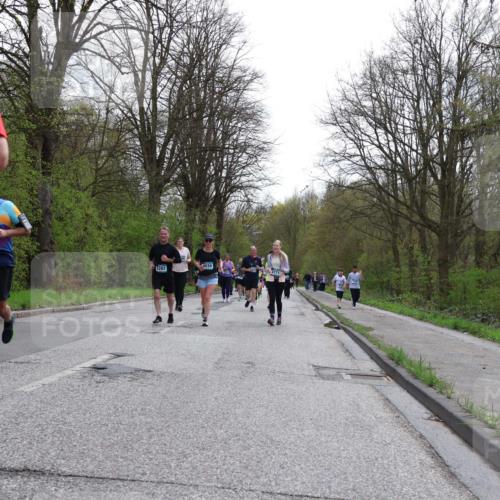 12.04.2026 - 45. Internationalen Wilhelmsburger Insellauf Yannick Fuchs http://msf.ph/oto/9506278 12.04.2026 13:00:08 Laufen 4328, 5282, 4930, 4771 meine-sportfotos.de