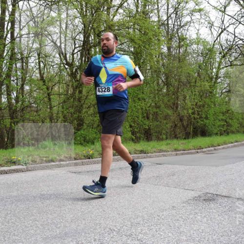 12.04.2026 - 45. Internationalen Wilhelmsburger Insellauf Yannick Fuchs http://msf.ph/oto/9506283 12.04.2026 13:00:09 Laufen 4328, 282, 4936 meine-sportfotos.de