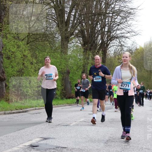 12.04.2026 - 45. Internationalen Wilhelmsburger Insellauf Yannick Fuchs http://msf.ph/oto/9506288 12.04.2026 13:00:11 Laufen 2560, 5402, 2461, 4664, 4771, 51, 5586 meine-sportfotos.de
