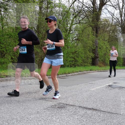 12.04.2026 - 45. Internationalen Wilhelmsburger Insellauf Yannick Fuchs http://msf.ph/oto/9506291 12.04.2026 13:00:11 Laufen 5282, 4930, 4664, 4771 meine-sportfotos.de