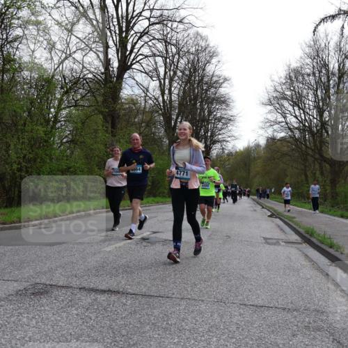 12.04.2026 - 45. Internationalen Wilhelmsburger Insellauf Yannick Fuchs http://msf.ph/oto/9506299 12.04.2026 13:00:12 Laufen 2560, 4064, 4771, 4480 meine-sportfotos.de