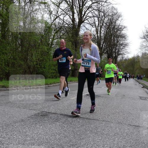 12.04.2026 - 45. Internationalen Wilhelmsburger Insellauf Yannick Fuchs http://msf.ph/oto/9506303 12.04.2026 13:00:13 Laufen 4664, 4771, 09, 4480 meine-sportfotos.de