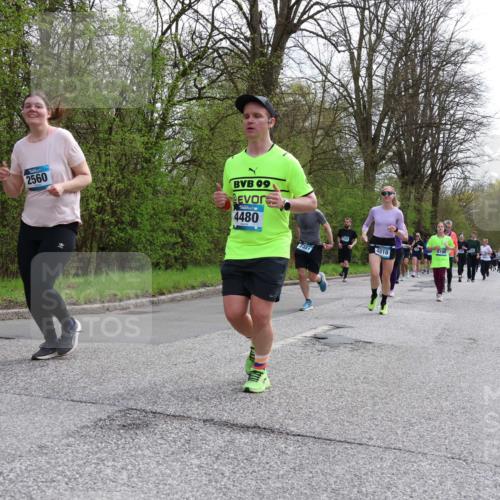 12.04.2026 - 45. Internationalen Wilhelmsburger Insellauf Yannick Fuchs http://msf.ph/oto/9506310 12.04.2026 13:00:14 Laufen 2560, 09, 4480, 2461, 4810 meine-sportfotos.de