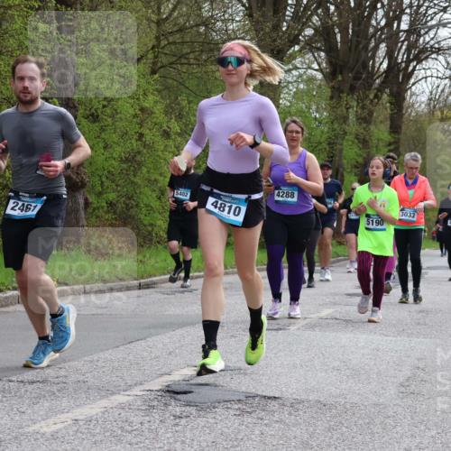 12.04.2026 - 45. Internationalen Wilhelmsburger Insellauf Yannick Fuchs http://msf.ph/oto/9506313 12.04.2026 13:00:15 Laufen 2461, 5402, 4810, 4288, 2440, 5190, 3033, 2998 meine-sportfotos.de