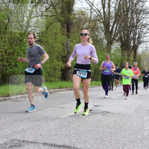 12.04.2026 - 45. Internationalen Wilhelmsburger Insellauf Yannick Fuchs http://msf.ph/oto/9506317 12.04.2026 13:00:16 Laufen 2461, 4810, 4288, 033, 5190 meine-sportfotos.de