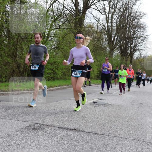 12.04.2026 - 45. Internationalen Wilhelmsburger Insellauf Yannick Fuchs http://msf.ph/oto/9506319 12.04.2026 13:00:16 Laufen 2461, 4810, 4288, 47, 3033 meine-sportfotos.de