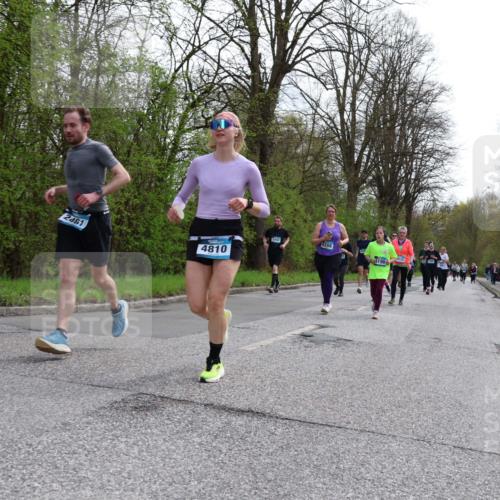 12.04.2026 - 45. Internationalen Wilhelmsburger Insellauf Yannick Fuchs http://msf.ph/oto/9506321 12.04.2026 13:00:17 Laufen 2461, 4288, 190, 4810 meine-sportfotos.de