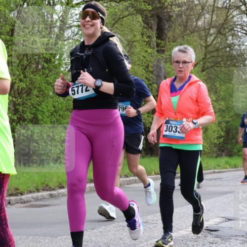 12.04.2026 - 45. Internationalen Wilhelmsburger Insellauf Yannick Fuchs http://msf.ph/oto/9506336 12.04.2026 13:00:20 Laufen 5190, 5772, 79, 3033, 3406, 3138 meine-sportfotos.de