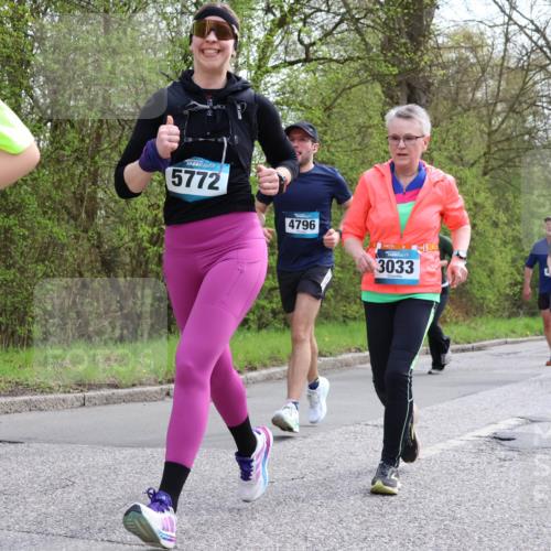 12.04.2026 - 45. Internationalen Wilhelmsburger Insellauf Yannick Fuchs http://msf.ph/oto/9506338 12.04.2026 13:00:21 Laufen 90, 5772, 4796, 3033, 3138, 4364 meine-sportfotos.de