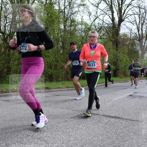 12.04.2026 - 45. Internationalen Wilhelmsburger Insellauf Yannick Fuchs http://msf.ph/oto/9506342 12.04.2026 13:00:21 Laufen 5403, 5772, 4796, 3033, 293, 2998 meine-sportfotos.de