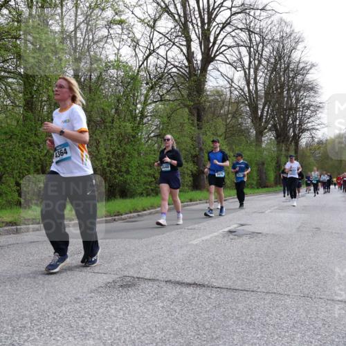 12.04.2026 - 45. Internationalen Wilhelmsburger Insellauf Yannick Fuchs http://msf.ph/oto/9506364 12.04.2026 13:00:25 Laufen 3138, 4364, 2440, 3079, 5031 meine-sportfotos.de