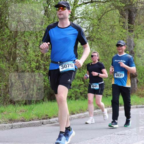 12.04.2026 - 45. Internationalen Wilhelmsburger Insellauf Yannick Fuchs http://msf.ph/oto/9506371 12.04.2026 13:00:27 Laufen 3079, 641, 5031 meine-sportfotos.de