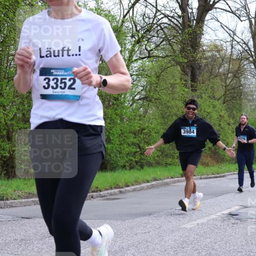 12.04.2026 - 45. Internationalen Wilhelmsburger Insellauf Yannick Fuchs http://msf.ph/oto/9506385 12.04.2026 13:00:30 Laufen 3352, 3984, 4320, 4276 meine-sportfotos.de