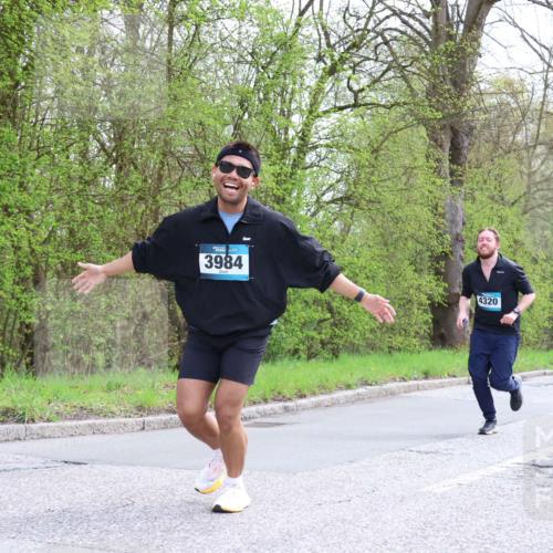 12.04.2026 - 45. Internationalen Wilhelmsburger Insellauf Yannick Fuchs http://msf.ph/oto/9506389 12.04.2026 13:00:31 Laufen 3984, 4320, 3729, 4276 meine-sportfotos.de