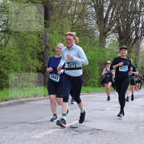 12.04.2026 - 45. Internationalen Wilhelmsburger Insellauf Yannick Fuchs http://msf.ph/oto/9506410 12.04.2026 13:00:35 Laufen 5693, 5674, 4721, 846, 4911, 472 meine-sportfotos.de