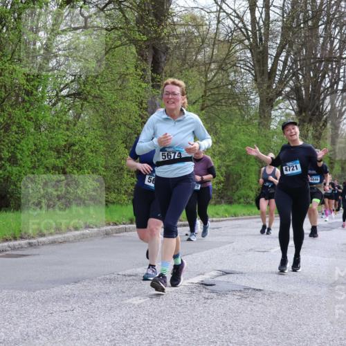 12.04.2026 - 45. Internationalen Wilhelmsburger Insellauf Yannick Fuchs http://msf.ph/oto/9506412 12.04.2026 13:00:35 Laufen 56, 5674, 4721, 4846, 4911, 4720 meine-sportfotos.de