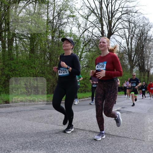 12.04.2026 - 45. Internationalen Wilhelmsburger Insellauf Yannick Fuchs http://msf.ph/oto/9506424 12.04.2026 13:00:37 Laufen 4721, 4720, 3729, 4846 meine-sportfotos.de