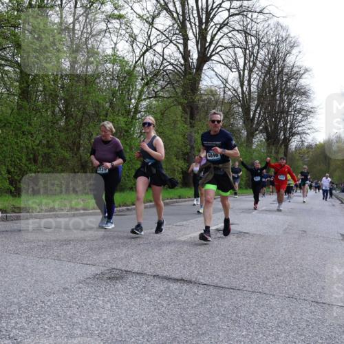 12.04.2026 - 45. Internationalen Wilhelmsburger Insellauf Yannick Fuchs http://msf.ph/oto/9506431 12.04.2026 13:00:39 Laufen 3729, 4846, 4912, 41119 meine-sportfotos.de