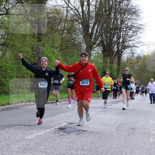 12.04.2026 - 45. Internationalen Wilhelmsburger Insellauf Yannick Fuchs http://msf.ph/oto/9506441 12.04.2026 13:00:41 Laufen 4850, 20, 4249, 5819, 4911, 4912, 3115, 726 meine-sportfotos.de