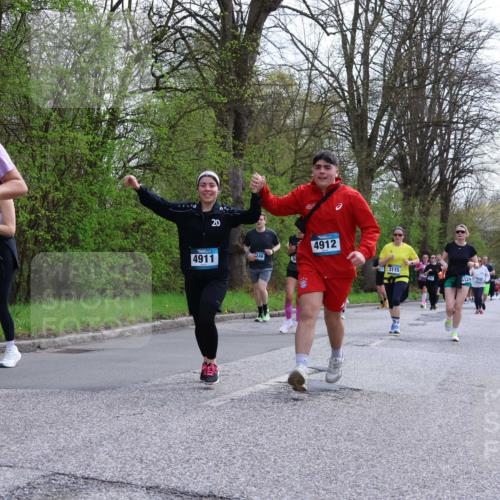 12.04.2026 - 45. Internationalen Wilhelmsburger Insellauf Yannick Fuchs http://msf.ph/oto/9506444 12.04.2026 13:00:41 Laufen 4850, 4911, 20, 4912, 3115, 126, 7 meine-sportfotos.de