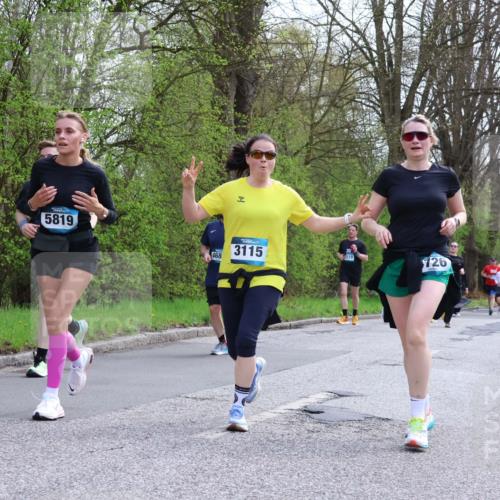 12.04.2026 - 45. Internationalen Wilhelmsburger Insellauf Yannick Fuchs http://msf.ph/oto/9506459 12.04.2026 13:00:44 Laufen 5819, 3115, 468, 1519, 726, 4776, 4770 meine-sportfotos.de