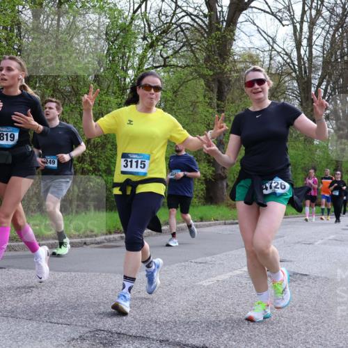 12.04.2026 - 45. Internationalen Wilhelmsburger Insellauf Yannick Fuchs http://msf.ph/oto/9506463 12.04.2026 13:00:44 Laufen 5819, 249, 3115, 468, 4126, 4770 meine-sportfotos.de
