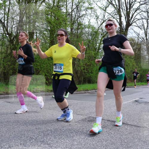 12.04.2026 - 45. Internationalen Wilhelmsburger Insellauf Yannick Fuchs http://msf.ph/oto/9506466 12.04.2026 13:00:45 Laufen 5819, 3115, 726 meine-sportfotos.de