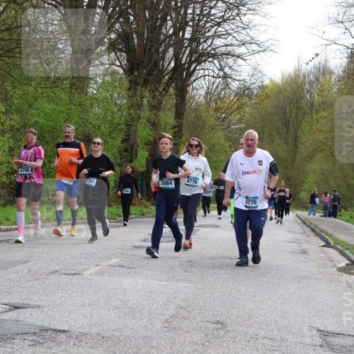 12.04.2026 - 45. Internationalen Wilhelmsburger Insellauf Yannick Fuchs http://msf.ph/oto/9506470 12.04.2026 13:00:46 Laufen 3519, 5750, 280, 3261, 2064, 4776, 24, 4770 meine-sportfotos.de