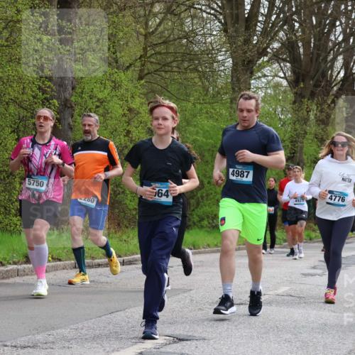 12.04.2026 - 45. Internationalen Wilhelmsburger Insellauf Yannick Fuchs http://msf.ph/oto/9506480 12.04.2026 13:00:48 Laufen 5750, 280, 64, 4987, 4923, 4776, 24, 4770 meine-sportfotos.de