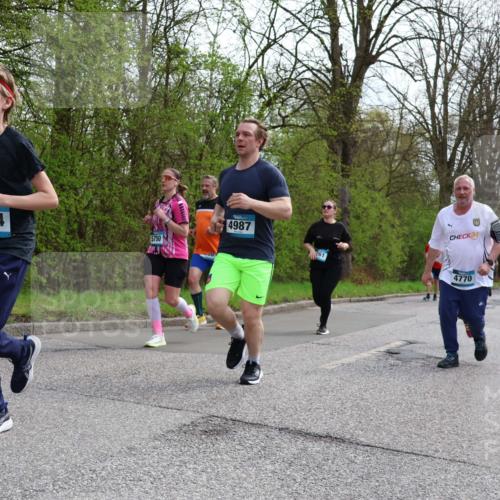 12.04.2026 - 45. Internationalen Wilhelmsburger Insellauf Yannick Fuchs http://msf.ph/oto/9506493 12.04.2026 13:00:50 Laufen 2064, 5750, 4987, 24, 4770 meine-sportfotos.de