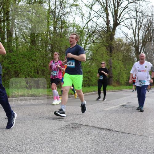 12.04.2026 - 45. Internationalen Wilhelmsburger Insellauf Yannick Fuchs http://msf.ph/oto/9506494 12.04.2026 13:00:51 Laufen 2064, 5750, 4987, 24, 4770 meine-sportfotos.de