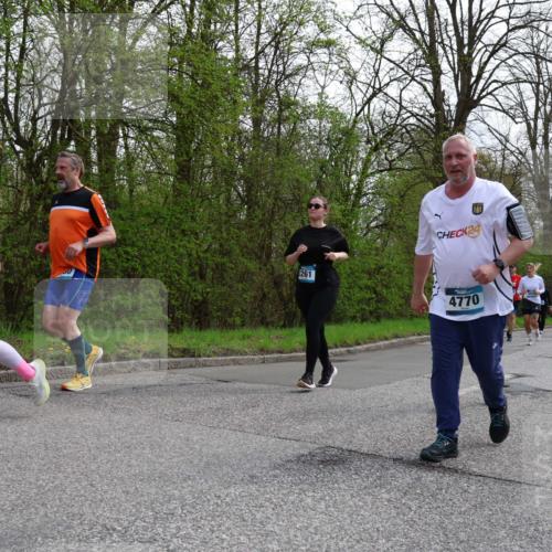 12.04.2026 - 45. Internationalen Wilhelmsburger Insellauf Yannick Fuchs http://msf.ph/oto/9506502 12.04.2026 13:00:52 Laufen 261, 24, 4770 meine-sportfotos.de