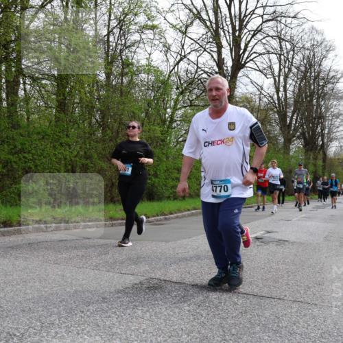 12.04.2026 - 45. Internationalen Wilhelmsburger Insellauf Yannick Fuchs http://msf.ph/oto/9506503 12.04.2026 13:00:52 Laufen 24, 80, 4770 meine-sportfotos.de