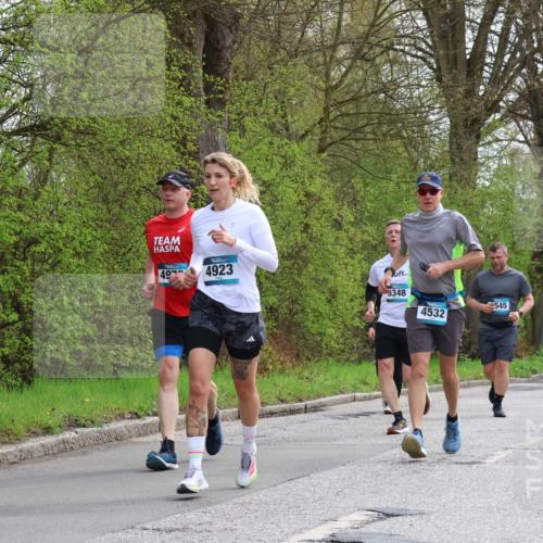 12.04.2026 - 45. Internationalen Wilhelmsburger Insellauf Yannick Fuchs http://msf.ph/oto/9506511 12.04.2026 13:00:54 Laufen 403, 4923, 3348, 545, 4532, 44693, 2080 meine-sportfotos.de