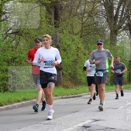 12.04.2026 - 45. Internationalen Wilhelmsburger Insellauf Yannick Fuchs http://msf.ph/oto/9506513 12.04.2026 13:00:54 Laufen 4923, 3348, 4532, 2545, 4693, 2080 meine-sportfotos.de