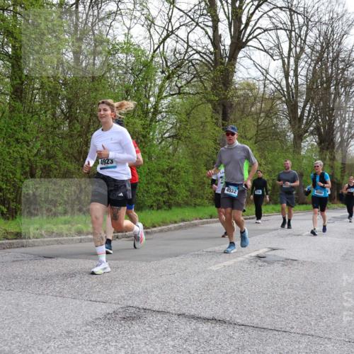 12.04.2026 - 45. Internationalen Wilhelmsburger Insellauf Yannick Fuchs http://msf.ph/oto/9506521 12.04.2026 13:00:55 Laufen 4923, 4532, 2080 meine-sportfotos.de
