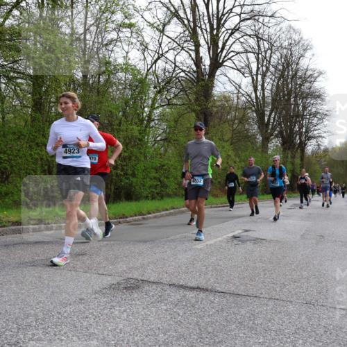 12.04.2026 - 45. Internationalen Wilhelmsburger Insellauf Yannick Fuchs http://msf.ph/oto/9506523 12.04.2026 13:00:56 Laufen 4923, 970, 4532 meine-sportfotos.de