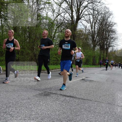 12.04.2026 - 45. Internationalen Wilhelmsburger Insellauf Yannick Fuchs http://msf.ph/oto/9506547 12.04.2026 13:01:01 Laufen 596, 4671, 4692, 3392, 4628 meine-sportfotos.de