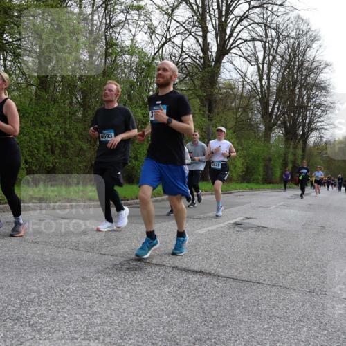 12.04.2026 - 45. Internationalen Wilhelmsburger Insellauf Yannick Fuchs http://msf.ph/oto/9506548 12.04.2026 13:01:01 Laufen 5596, 4693, 4628 meine-sportfotos.de