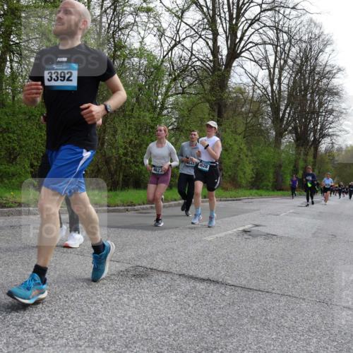 12.04.2026 - 45. Internationalen Wilhelmsburger Insellauf Yannick Fuchs http://msf.ph/oto/9506549 12.04.2026 13:01:01 Laufen 3392, 4627, 4643, 4628 meine-sportfotos.de