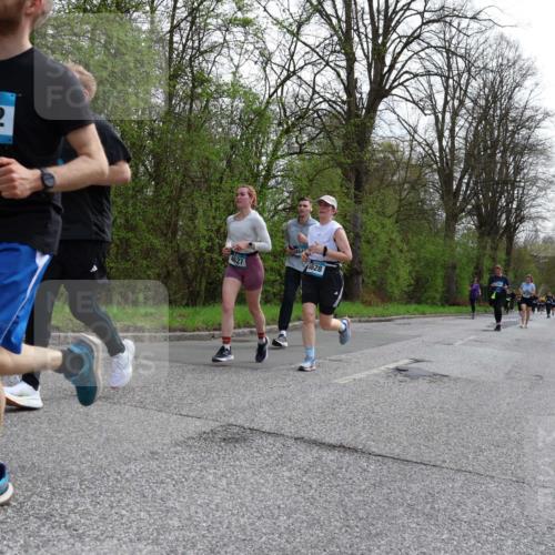 12.04.2026 - 45. Internationalen Wilhelmsburger Insellauf Yannick Fuchs http://msf.ph/oto/9506550 12.04.2026 13:01:02 Laufen 3392, 4627, 4628 meine-sportfotos.de